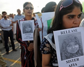 Women Protesting for release of Dr Aafia